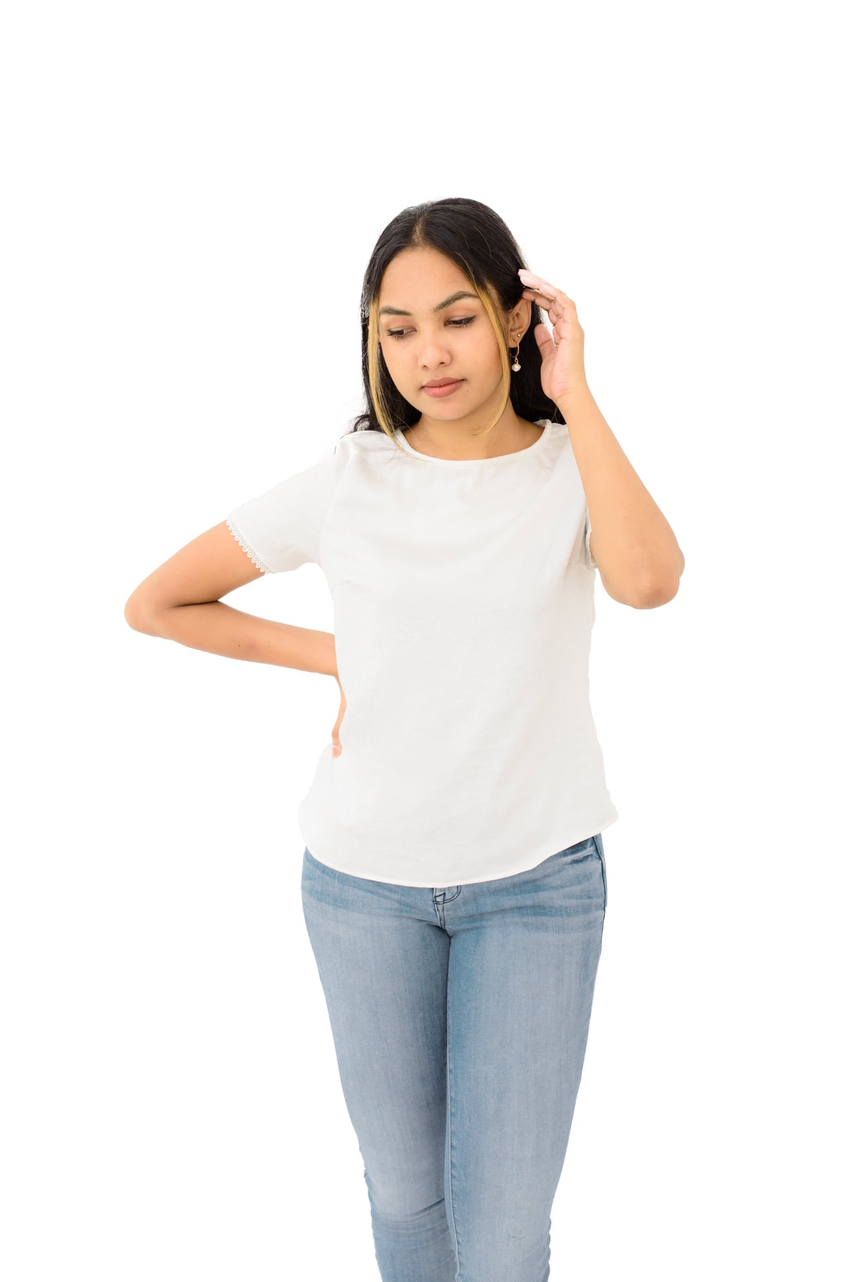 LACE HEM TOP